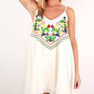 A. Peach Tahiti Getaway embroidered tunic mini dress size small